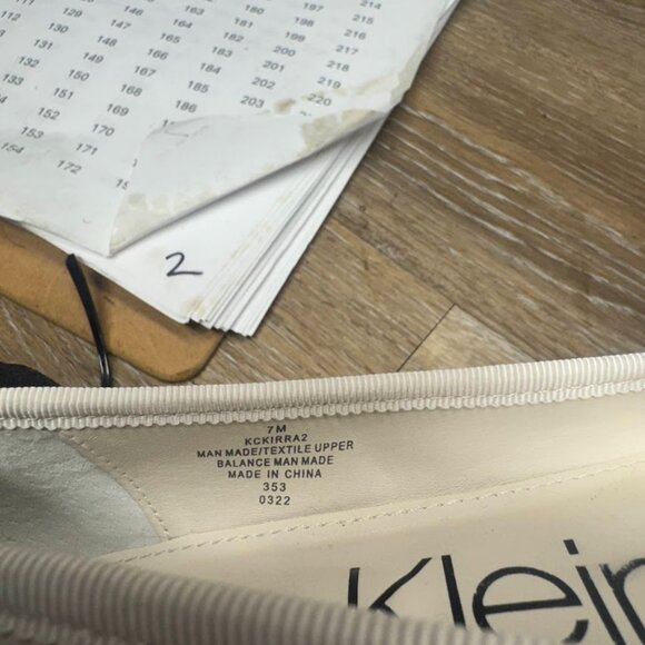 Calvin Klein Kirra Bow Bone Pointed Toe Low Heel Shoes Women's Size 7 - Picture 5 of 7